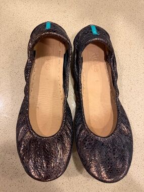 Tieks leather shoes Ember size 8